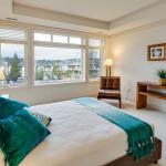 Luxury Suite